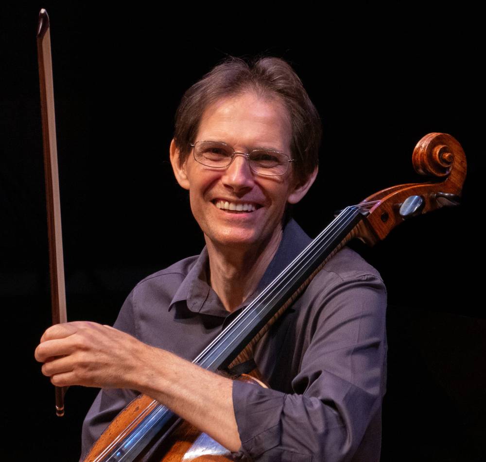 Cellist Paul Marleyn’s talents were on display at the Women’s Musical Club of Winnipeg’s Slavic Soul show. (Mark Rash photo)