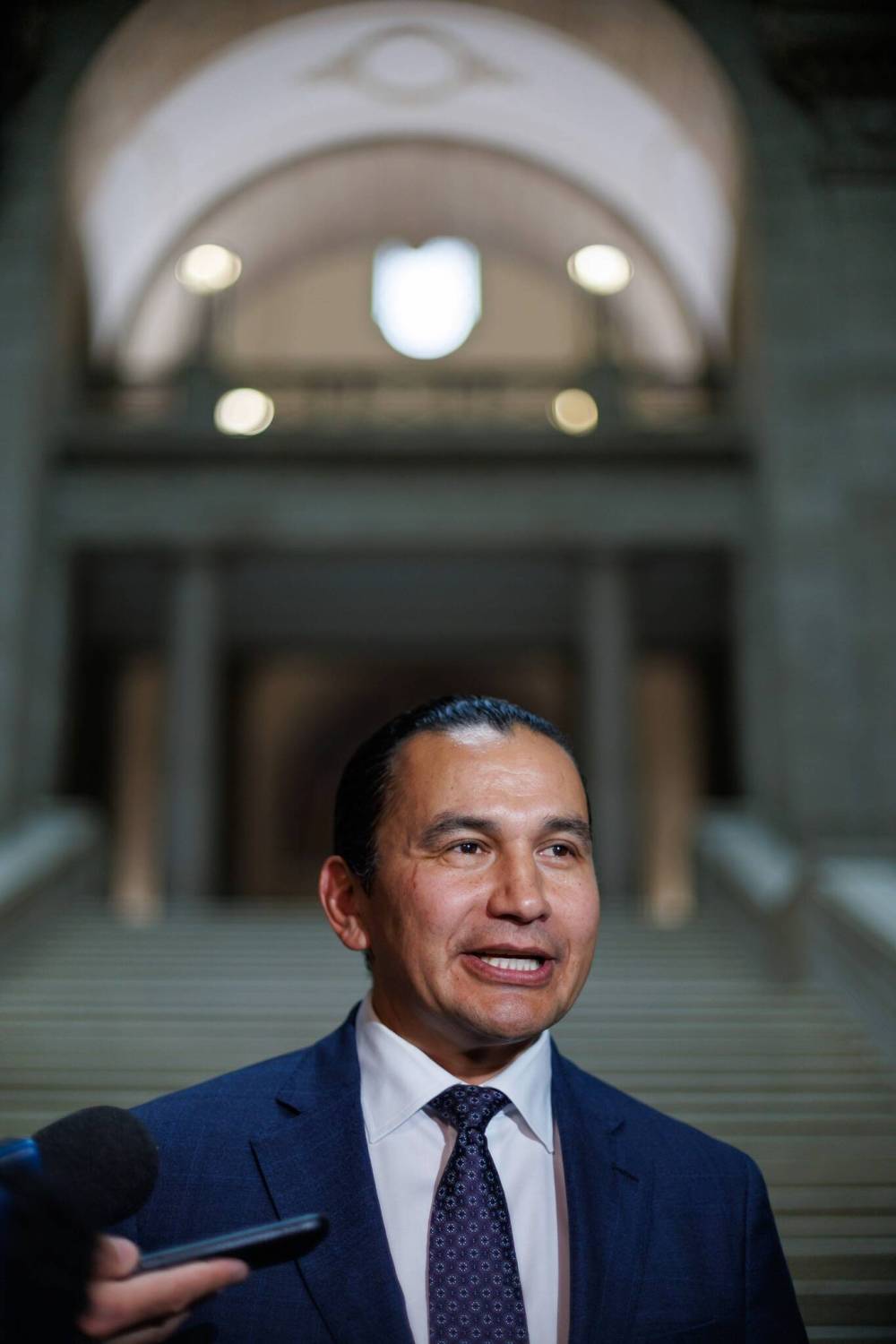 MIKE DEAL / WINNIPEG FREE PRESS
Premier Wab Kinew talks to the media in the Manitoba Legislative building after the swearing in ceremony for him and 33 other NDP MLAs.