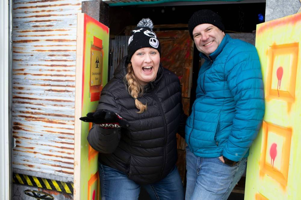 BROOK JONES / WINNIPEG FREE PRESS
Crystal and Jonathan Lloyd have set up their annual Halloween display, which has taken over the couple’s yard and also the inside of their garage.