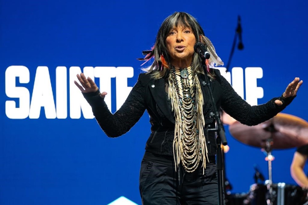 Buffy Sainte-Marie performs at the Toronto International Film Festival's kick off event in Toronto on Thursday, Sept. 8, 2022. CBC says legendary musician Buffy Sainte-Marie’s birth certificate, other documents and details from family members contradict the singer's claim that she is Indigenous. THE CANADIAN PRESS/Alex Lupul