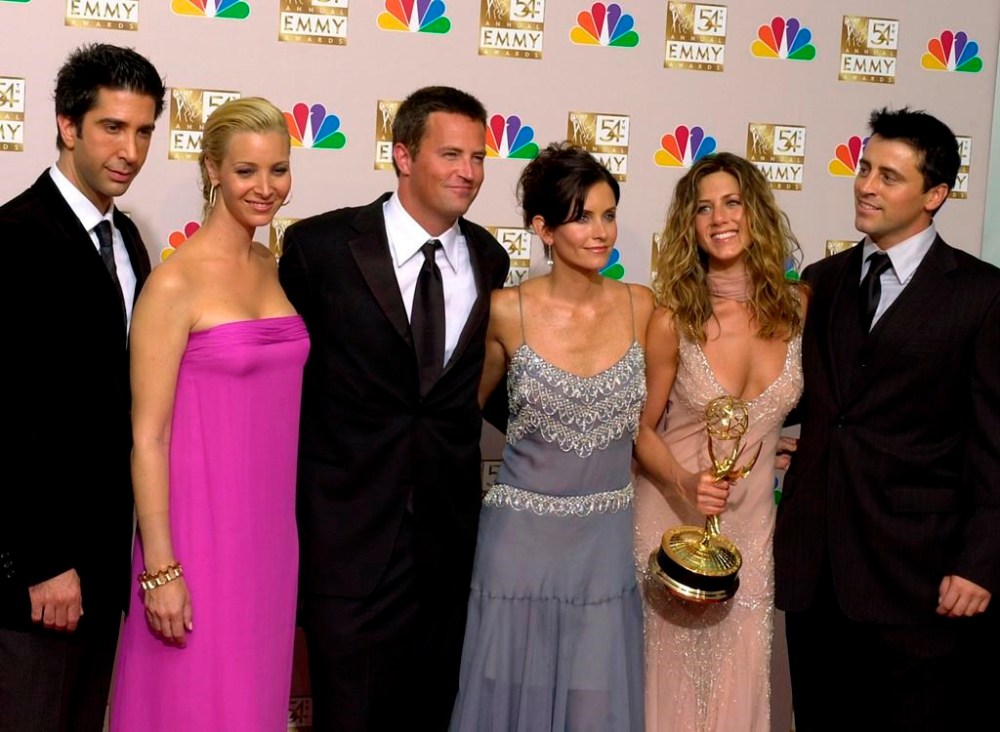 FILE - David Schwimmer, Lisa Kudrow, Matthew Perry, Courteney Cox, Jennifer Aniston and Matt LeBlanc pose after