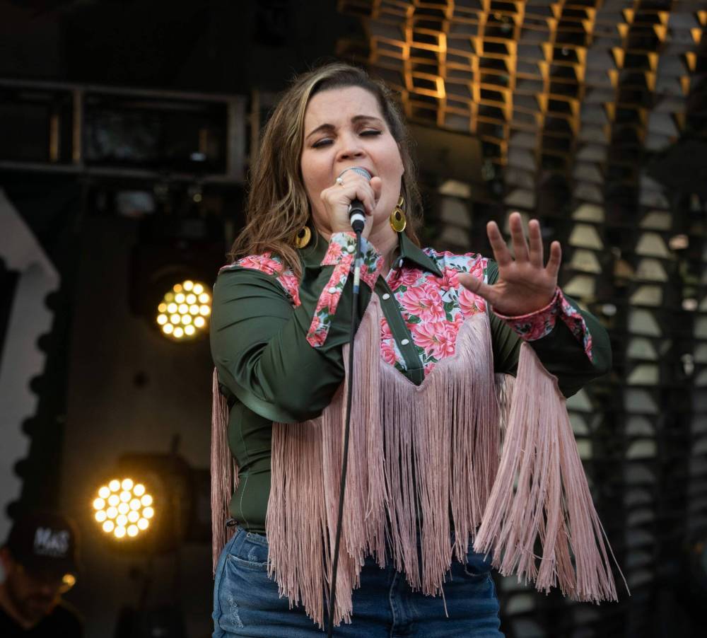 JESSICA LEE / WINNIPEG FREE PRESS Files
                                Brandi Vezina is up for four MCMA awards, including Female Artist of the Year.