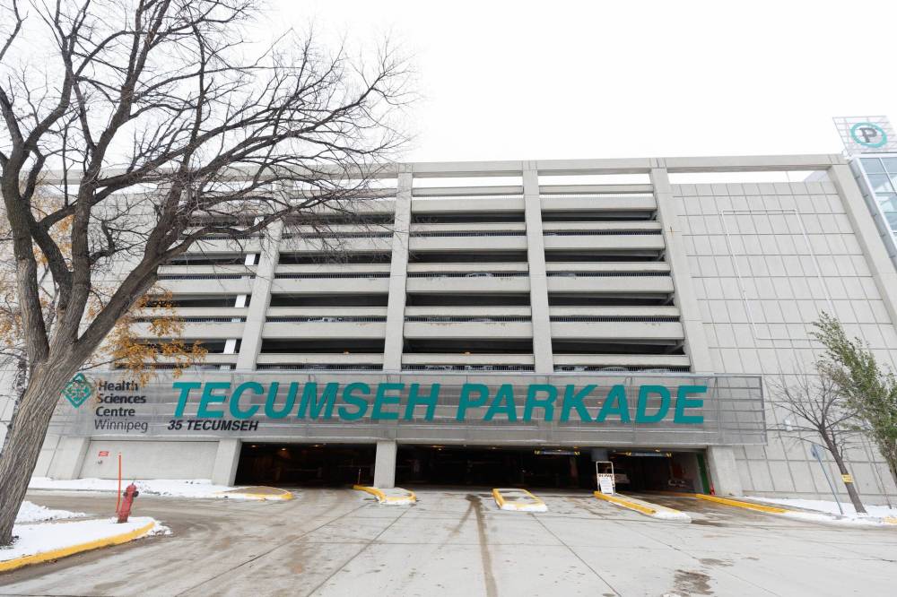 <p>MIKE DEAL / WINNIPEG FREE PRESS</p>
                                <p>The Tecumseh parkade at 36 Tecumseh Street, near the Health Sciences Centre. The Manitoba Nurses Union has filed a grievance against Shared Health, citing safety concerns in parkades and surface parking lots surrounding HSC.</p>