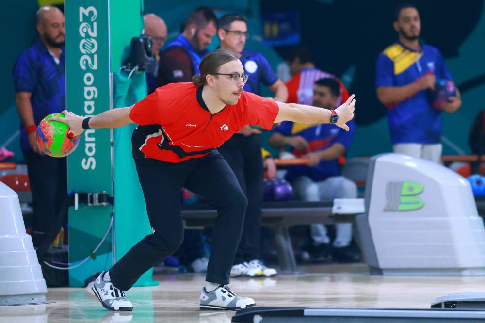 Marcos Domínguez / Panam Sports via Xpress Media.
Mitch Hupe bowled his way to silver.