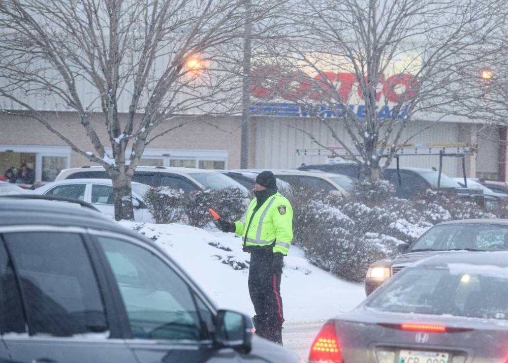 Installing traffic lights near St. James Costco justified city report Winnipeg Free Press