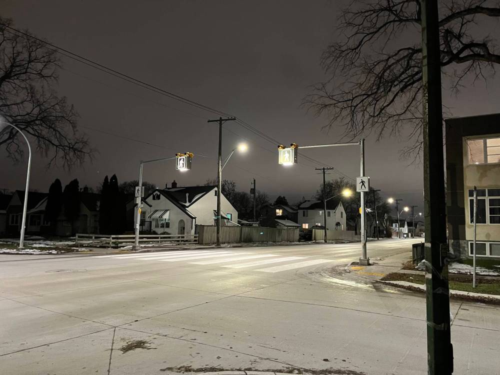 Russell Wangersky/ Winnipeg Free Press
It’s the time of year when both going to work and coming home can take place in the dark.