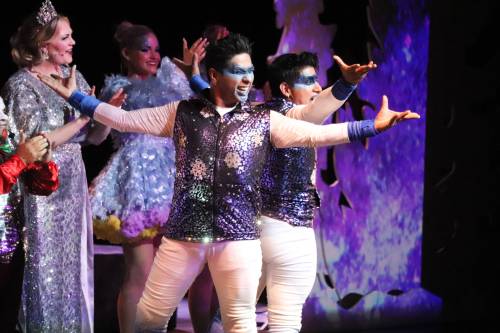 SUPPLIED
                                Cirque Musica Holiday Wonderland comes to the Burton Cummings Theatre this Friday.