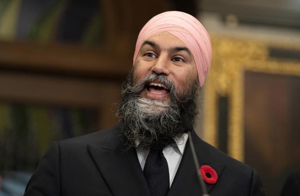 New Democratic Party leader Jagmeet Singh addresses a news conference on Thursday, November 9, 2023 in Ottawa. Singh took political swings at both Prime Minister Justin Trudeau and Conservative Leader Pierre Poilievre at a convention for British Columbia Premier David Eby's governing NDP. THE CANADIAN PRESS/Adrian Wyld
