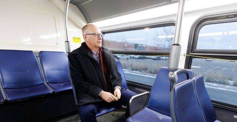 MIKE DEAL / WINNIPEG FREE PRESS
Riding on Transit helps Mayor Scott Gillingham gauge how the service is running and helps guide policy decisions, he says.