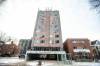 MIKAELA MACKENZIE / WINNIPEG FREE PRESS
                                A Manitoba Housing building at 24 Carlton Street, where a 27-year-old woman was assaulted and forcibly confined and abandoned in a dumpster.