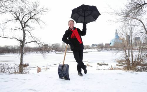 RUTH BONNEVILLE / WINNIPEG FREE PRESS 
                                John Sauder, long-time CBC meteorologist, is ready for all kinds of Winnipeg weather.