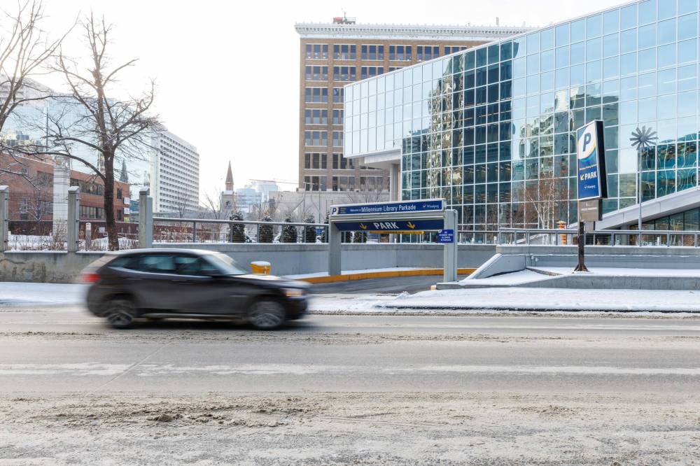 MIKE DEAL / WINNIPEG FREE PRESS
Winnipeg city council’s public works committee approved a plan Tuesday to repair the downtown Millennium Parkade, which is estimated to cost $30 million.