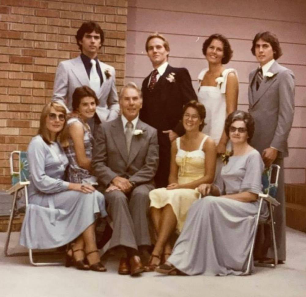 SUPPLIED
Marlene and Harry O’Brien with their seven children in the summer of 1976.