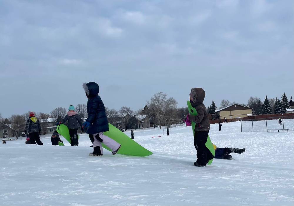 MAGGIE MACINTOSH/WINNIPEG FREE PRESS
École St-Germain is the latest elementary school in Winnipeg to adopt a ‘polar bear club.’ The program is meant to encourage outdoor, year-round play during cold snaps to build resilience among its young students.