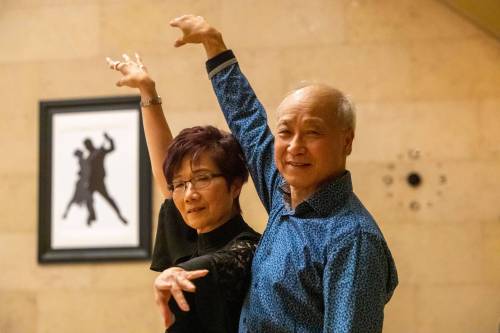 BROOK JONES / WINNIPEG FREE PRESS
                                Edna and Dennis Toy have mastered nine dances in International Ballroom Dancing.