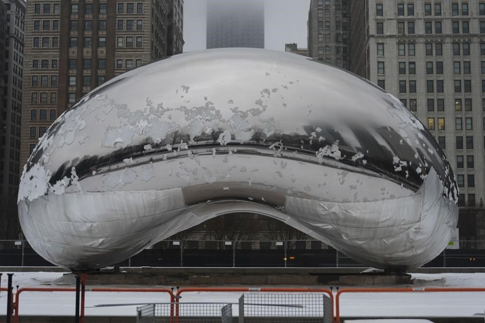 Snow, ice, wind and bitter cold pummels the northern US in dangerous ...