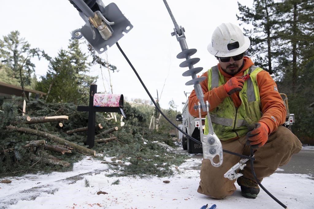 The Pacific Northwest braces for a new round of ice and freezing rain ...