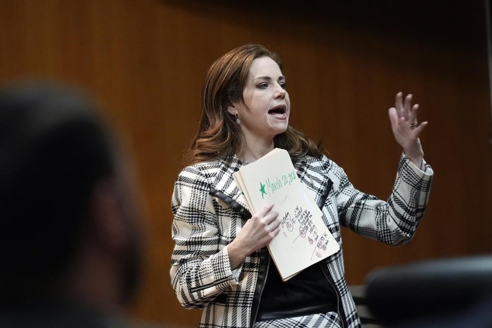 Defense attorney Shannon Smith gives her closing arguments for her client Jennifer Crumbley, Friday, Feb. 2, 2024, in Pontiac, Mich. Crumbley, 45, is charged with involuntary manslaughter. Prosecutors say she and her husband were grossly negligent and could have prevented the four deaths if they had tended to their son’s mental health. They’re also accused of making a gun accessible at home. (AP Photo/Carlos Osorio, Pool)