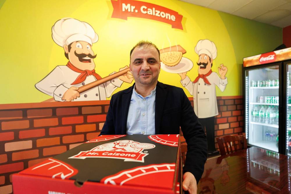 MIKE DEAL / WINNIPEG FREE PRESS
Mohamad Jumaily, founder of Mr. Calzone, opened his first restaurant 13 years ago. There are now four Winnipeg locations.