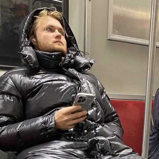 William Nylander taking the TTC to a game in December. (Instagram)