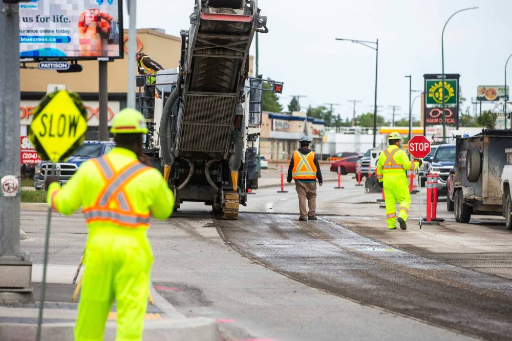 MIKAELA MACKENZIE / WINNIPEG FREE PRESS / FILE
More infrastructure spending isn’t the solution at all.