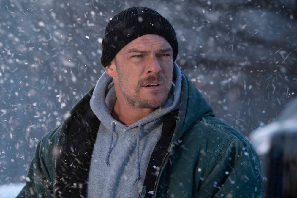 Allen Fraser photo
Alan Ritchson as Ed in Ordinary Angels