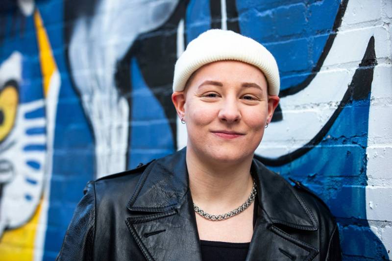MIKAELA MACKENZIE / FREE PRESS
Shay Kleisinger, 26, had to navigate misinformation and mulitiple referrals to access the gender-affirming care they needed.