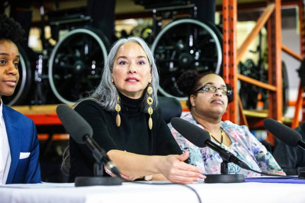 Families Minister Nahanni Fontaine (centre) says marijuana isn’t a harm-reduction option. (Mikaela MacKenzie / Free Press files)