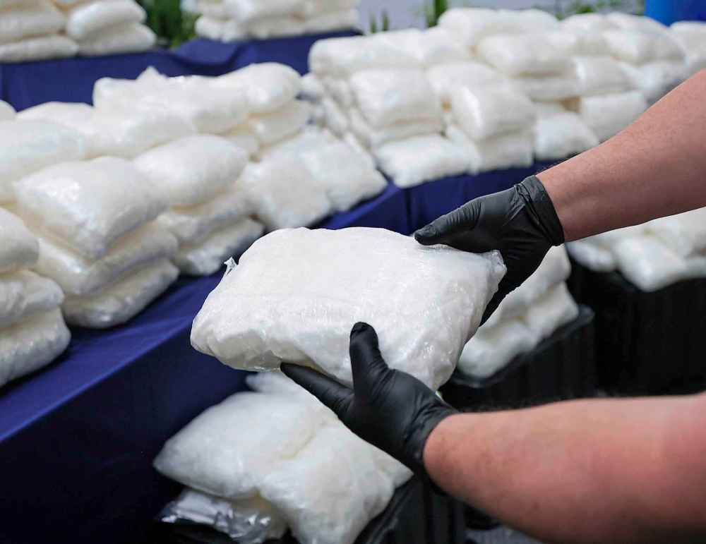 RCMP show 406 kg of methamphetamine confiscated at the Canada-U.S. border in Boissevain. (Ruth Bonneville / Winnipeg Free Press files)