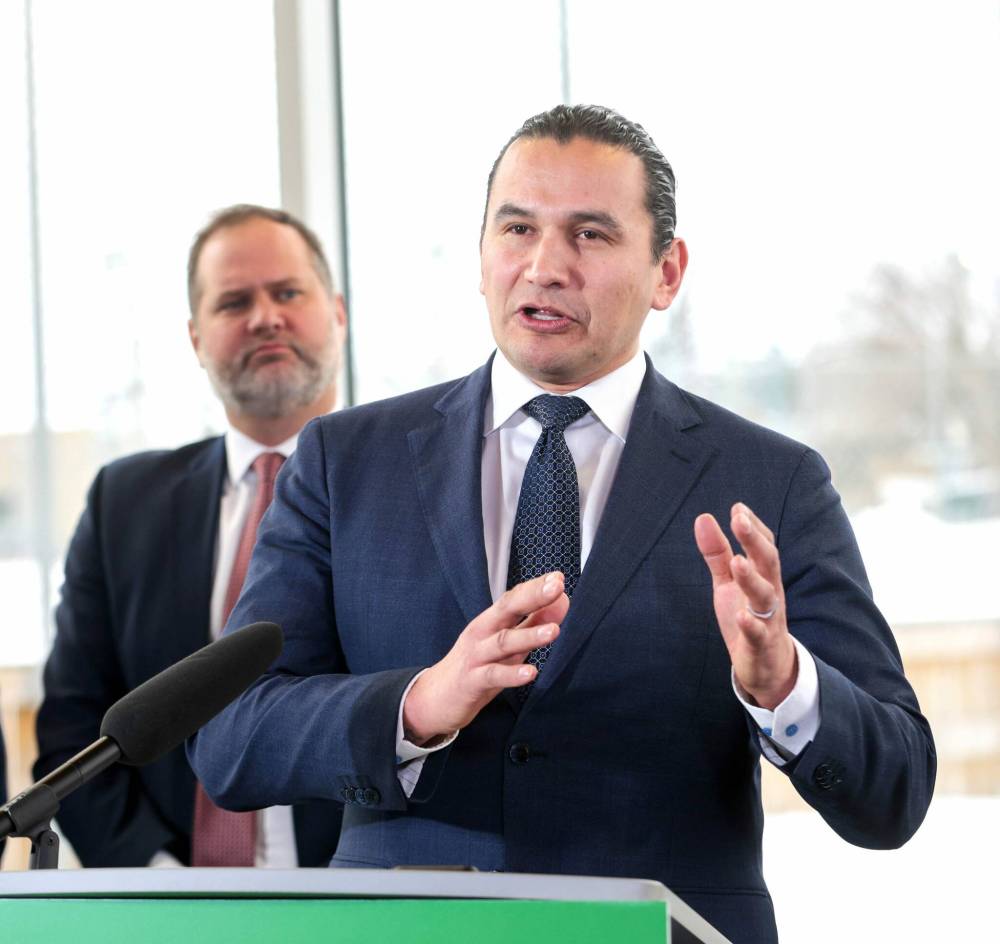 Premier Wab Kinew (right) (Ruth Bonneville / Free Press files)