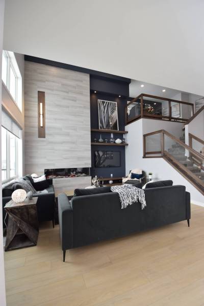 Todd Lewys / Winnipeg Free Press
                                There are more that 130 stunning new homes on display in the Spring Parade of Homes.