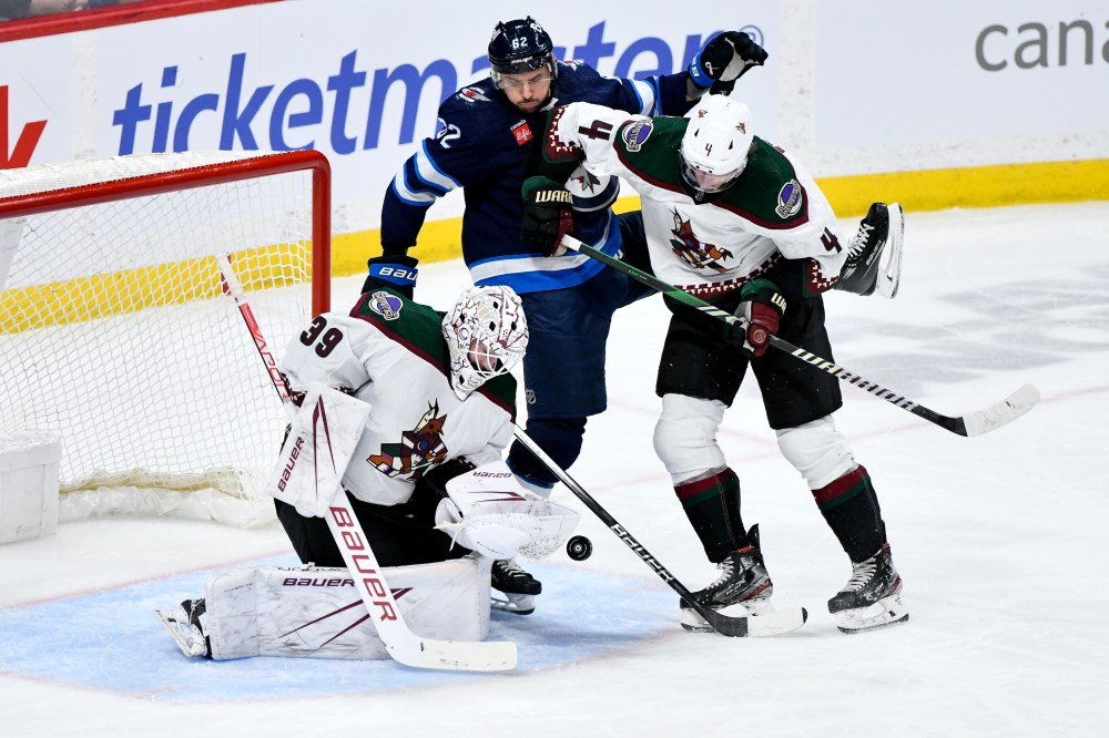 Fred Greenslade / THE CANADIAN PRESS files
Jets forward Nino Niederreiter makes his presence known in front of the Arizona Coyotes net.
