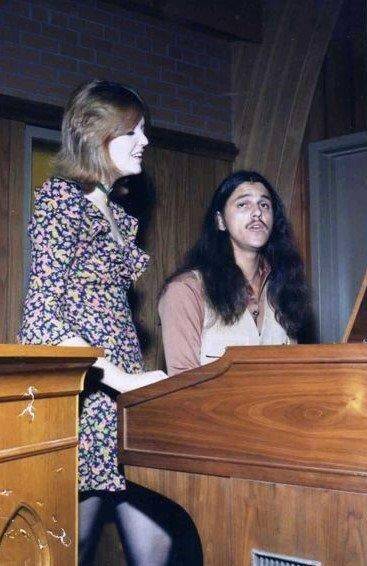 Supplied
Murphy and Brother Robbie McDougall (now Father Robbie McDougall) perform at a wedding.