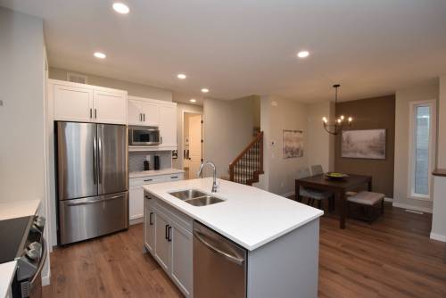 Todd Lewys / Winnipeg Free Press
                                There are more than 130 stunning new homes on display in the Spring Parade of Homes.