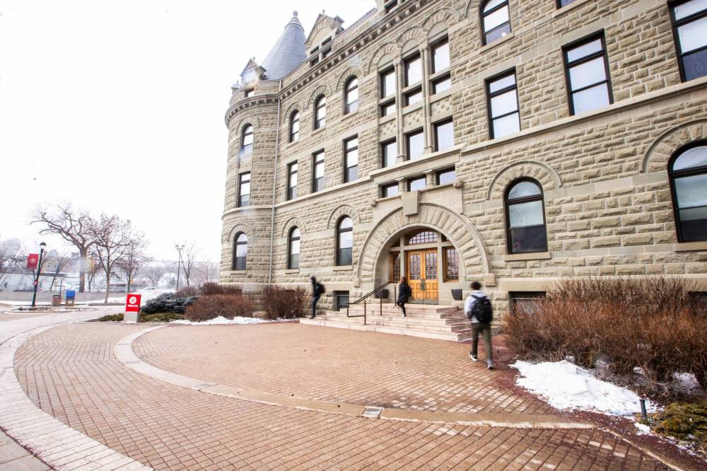 MIKAELA MACKENZIE / FREE PRESS
The University of Winnipeg cancelled classes March 25 after a cyber attack.