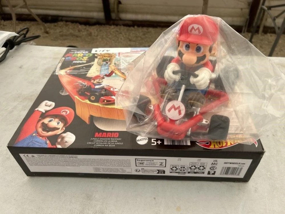 An item up for auction. (Supplied)