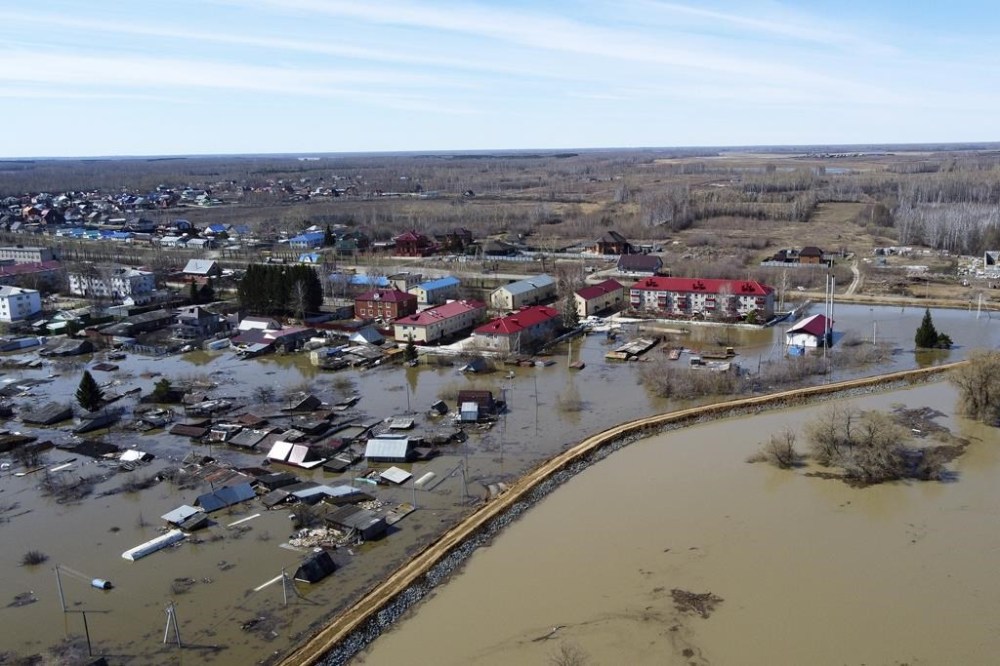 Rivers recede but flooding plagues thousands in central Russia ...