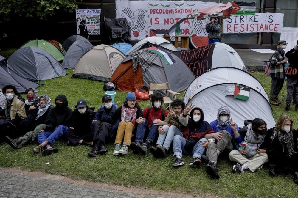 Participants have set up tents during a pro-Palestinians demonstration by the group
