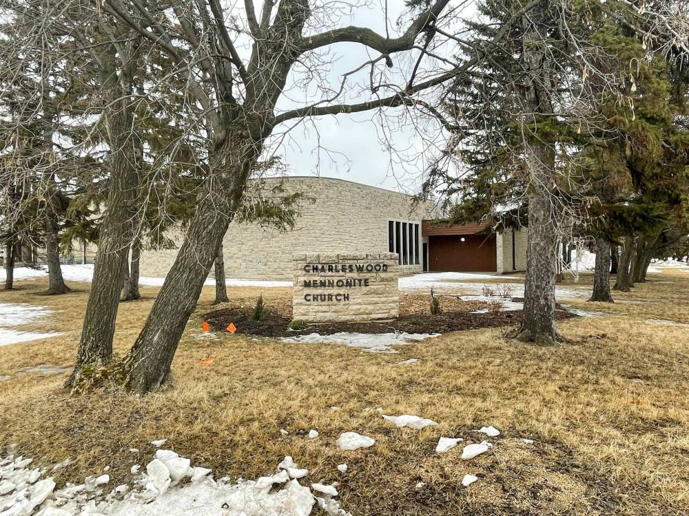 Ruth Bonneville / Free Press
Charleswood Mennonite Church decided to give one per cent of its annual budget to Indigenous organizations.