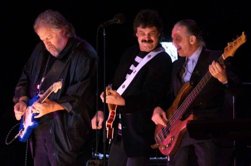 JOE BRYKSA / THE CANADIAN PRESS FILES
                                Randy Bachman (from left), Burton Cummings, and Jim Kale of the Guess Who in 1999.