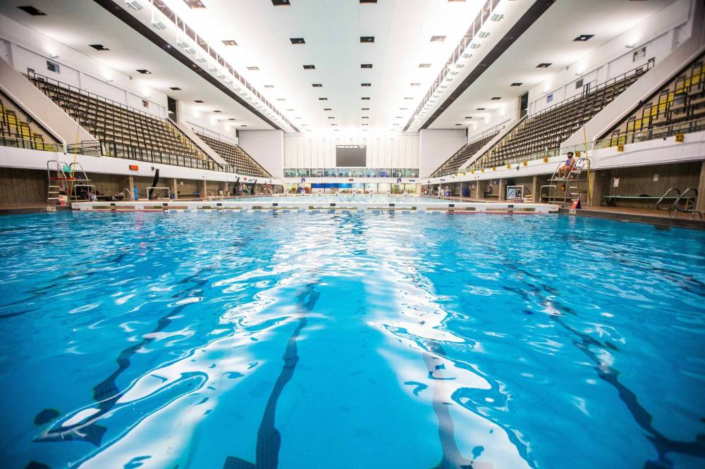 MIKAELA MACKENZIE / FREE PRESS FILES
The City of Winnipeg says it is fully staffed for both spring and summer swimming operations and doesn’t need to hire or train additional lifeguards to oversee city pools.