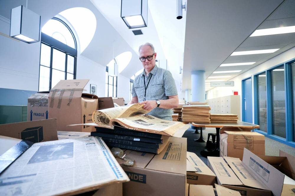 Ruth Bonneville / Free Press
“We’ve been longtime newspaper collectors. We’ve got, I think, over 800 different newspaper titles in our collection. But for some reason, we have a big gap of Brandon Sun (issues) and it’s a mystery,” Stuart Hay said.