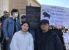 CAROL SANDERS / FREE PRESS
                                Trina Chin (left) and Bruce Li with Manitoba International Students Union at the legislature last Thursday, asking the province to reinstate regular provincial nominee program draws for local international students.