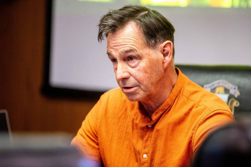MIKAELA MACKENZIE / FREE PRESS
“We have been living through hell,” Denis Gendron told the committee. “We’ve had assaults, we’ve had thefts on a daily basis.”
Gendron said one section of wall crumbled to the ground.
