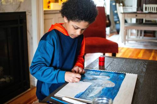 Photos by MIKAELA MACKENZIE / FREE PRESS
                                Callan Thompson, 11, is the young creator behind Callan&rsquo;s Art, a venture that markets his colourful line of hand-drawn greeting cards and matted prints.