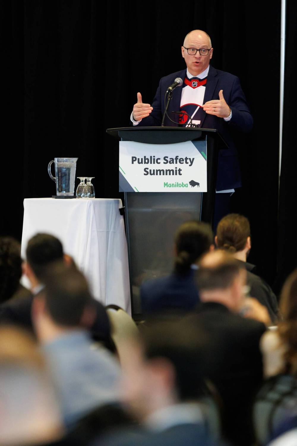 Mayor Scott Gillingham highlighted the city's initiatives that were making Winnipeg safer. (Mike Deal / Free Press)