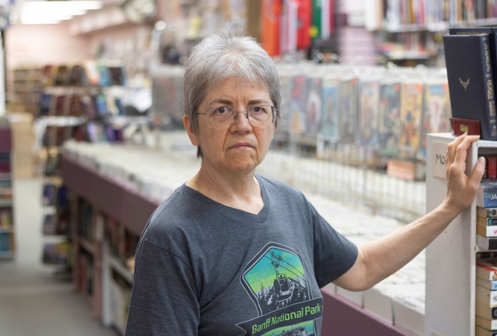 MIKE THIESSEN / FREE PRESS FILES
Book Fair Winnipeg owner Judy Weselowski