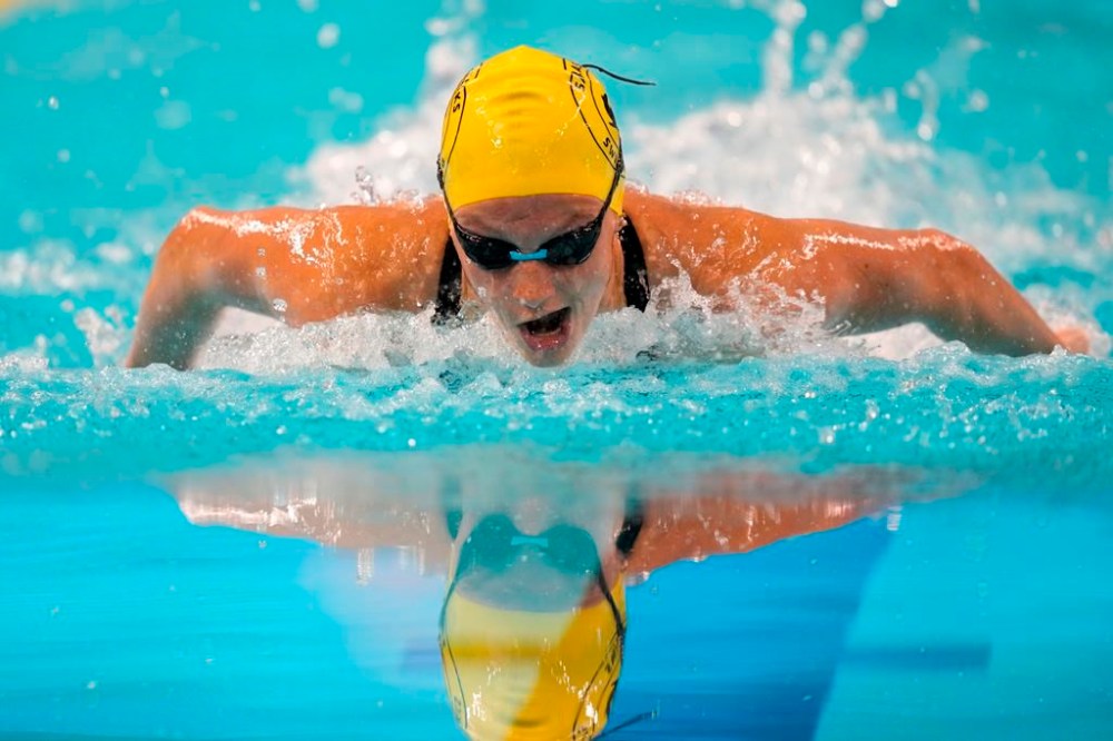 Summer McIntosh does the butterfly leg of the women's 400-metre individual medley at the Canadian Olympic Swim Trials in Toronto on Thursday May 16, 2026. McIntosh has broken her own world record in the women's 400-metre individual medley with a time of four minutes 24.38 seconds at the Olympic & Paralympic Trials.
THE CANADIAN PRESS/Frank Gunn