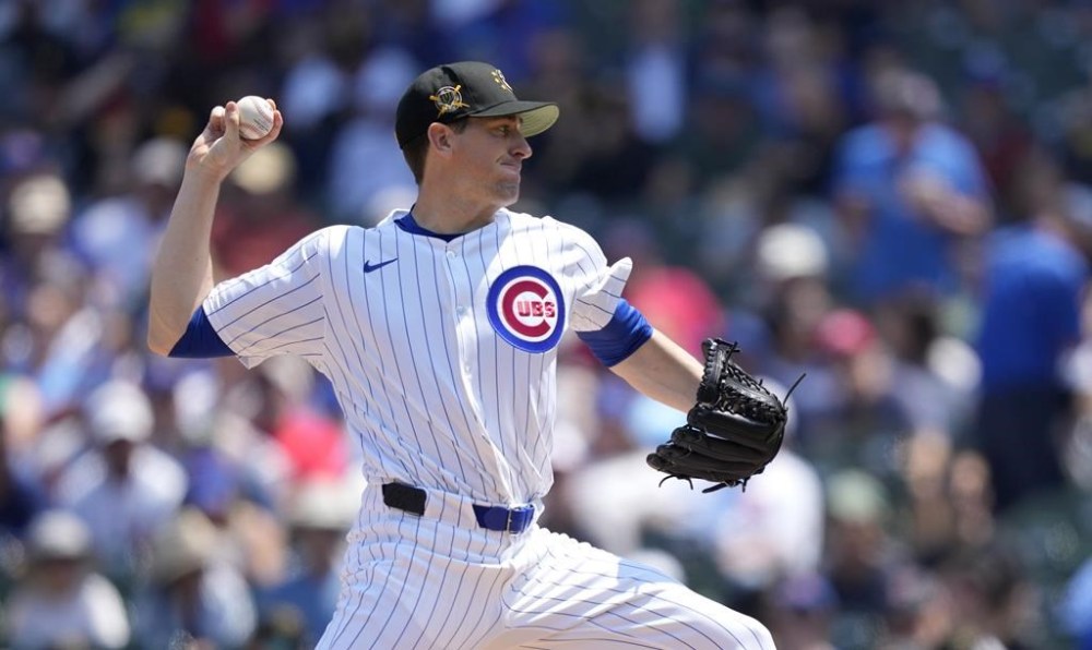 Chicago Cubs pitcher Kyle Hendricks delivers during the first inning of a baseball game against the Pittsburgh Pirates Friday, May 17, 2024, in Chicago. (AP Photo/Charles Rex Arbogast)