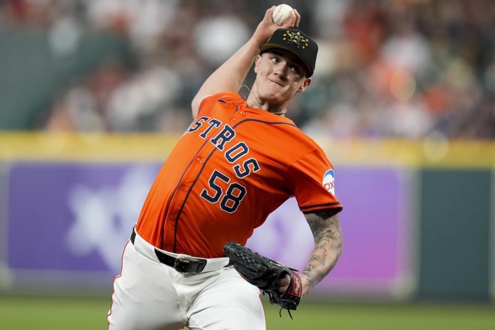 Houston Astros starting pitcher Hunter Brown delivers to a Milwaukee Brewers batter during the first inning of a baseball game Friday, May 17, 2024, in Houston. (AP Photo/Eric Christian Smith)